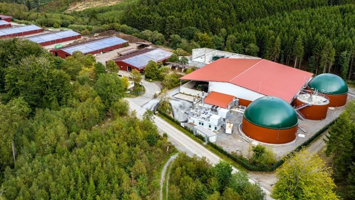 Unternehmerfamilie Weber beteiligt sich als operativer Partner und Investor am Biogas-Tech Renergon International