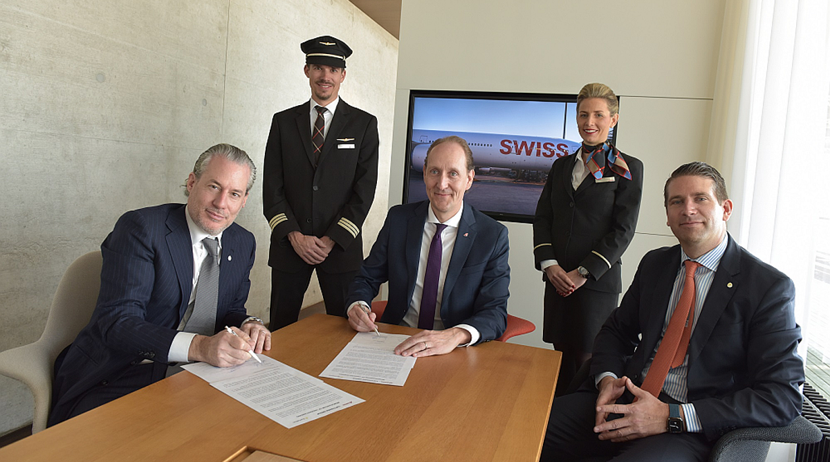 Contract signing between Synhelion and Swiss