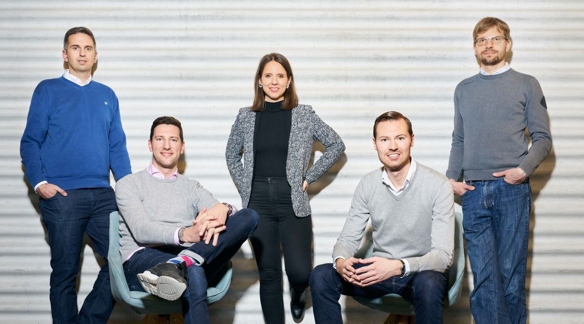 The co-founders of Expense Robot (f.l.t.r. Thomas Inhelder, Lars Mangelsdorf, Melanie Gabriel, Philippe Sahli, Devis Lussi)